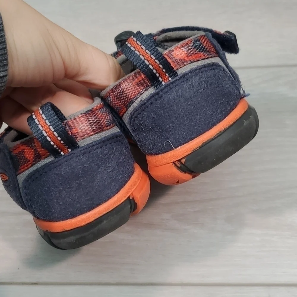 Keen Kids Boys Outdoor Hiking Comfort Hook&loop Waterproof San shoes sz 11